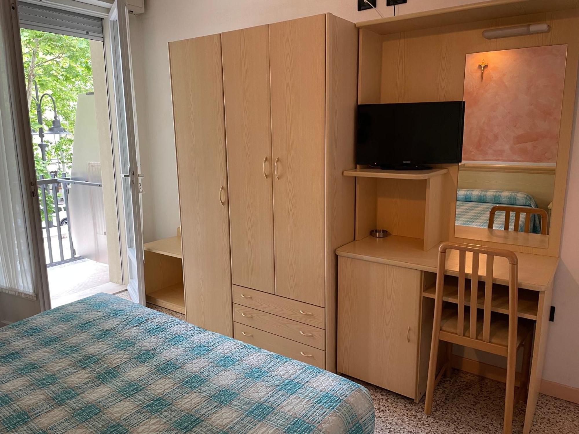 צ'סנטיקו Piccolo Hotel מראה חיצוני תמונה